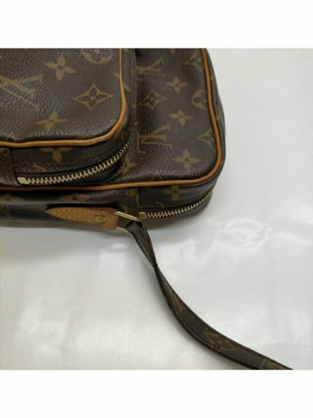 Authentic Louis Vuitton Amazone PM Monogram Crossbody Bag Vintage - Picture 6 of 16